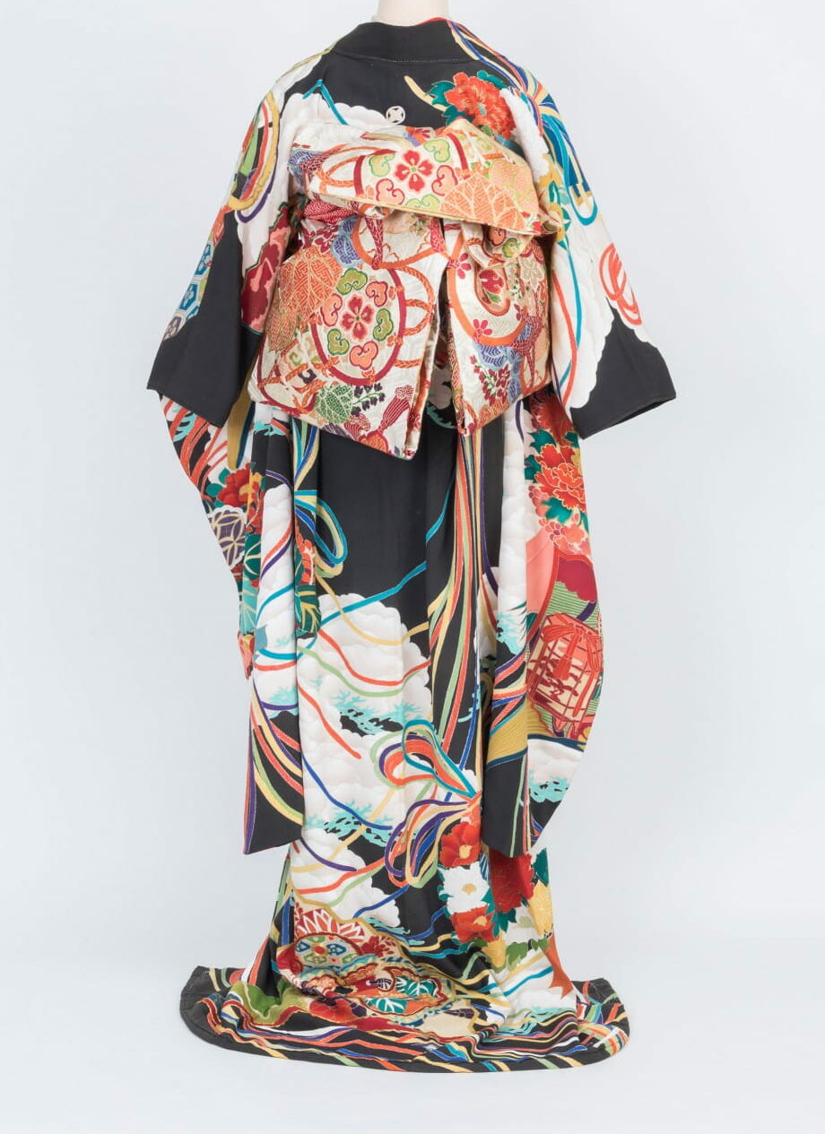 特別価格！早い者勝ち！正絹　刺繍　振袖　セット お引き取り決定 正絹 刺繍入り アンティーク色 振り袖フルセット