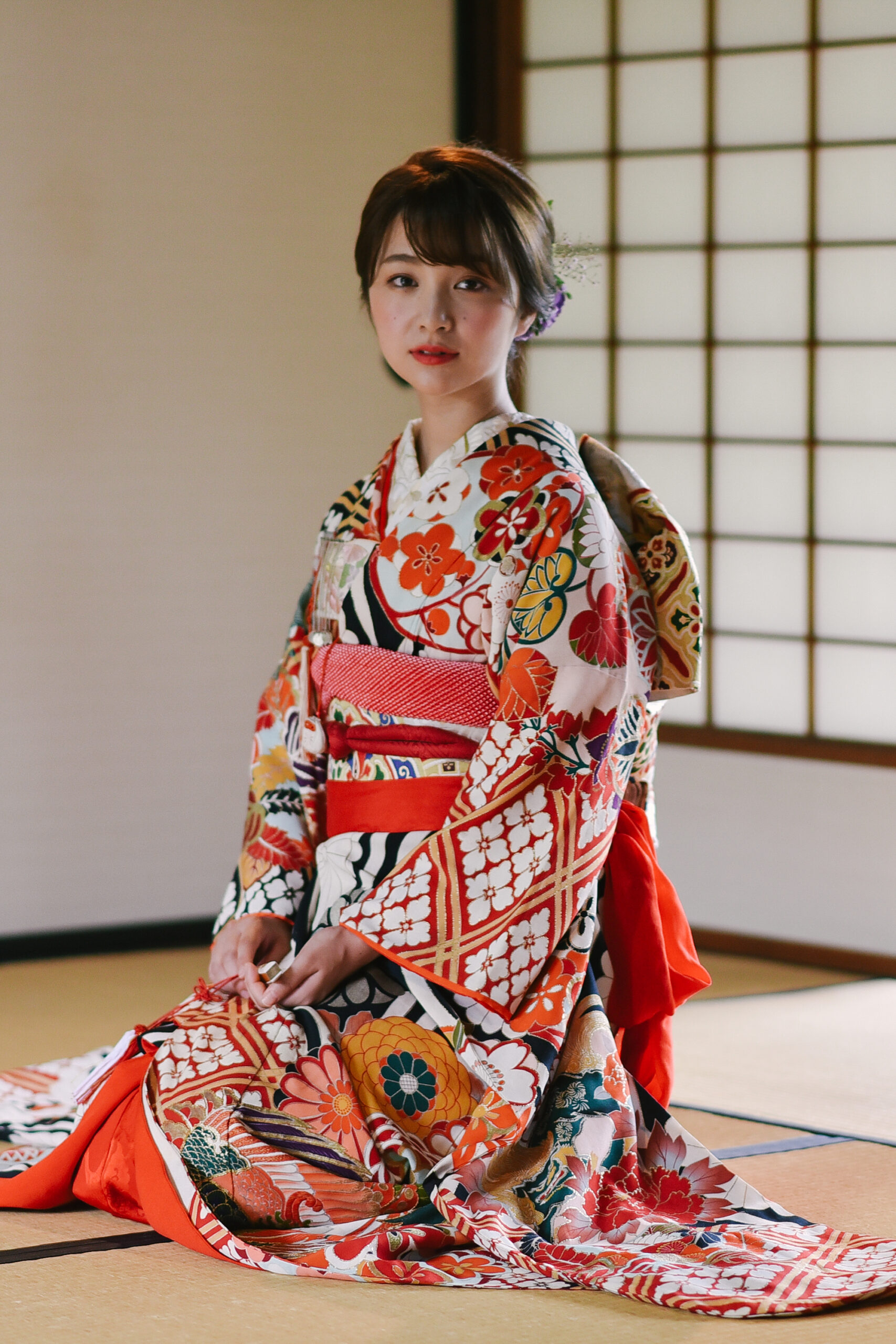和装の結婚式】黒引き振袖での前撮りガイド！一生の思い出を