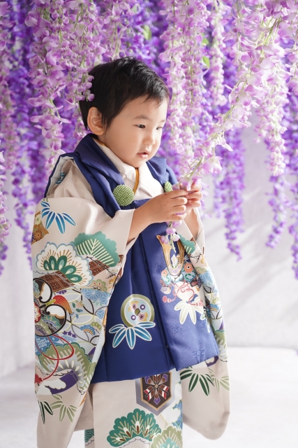 男の子用・3歳七五三・お宮参り向け・表側正絹・お祝い着です。